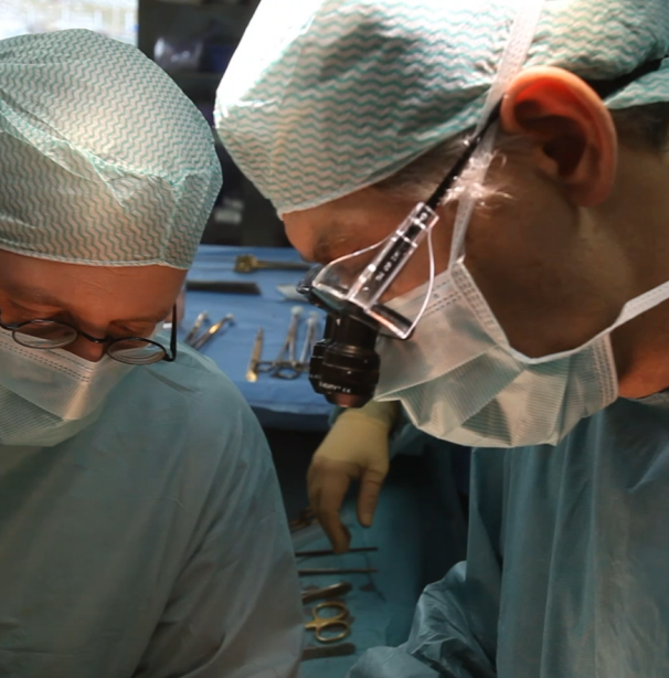 Santaros klinikų širdies chirurgų operacija